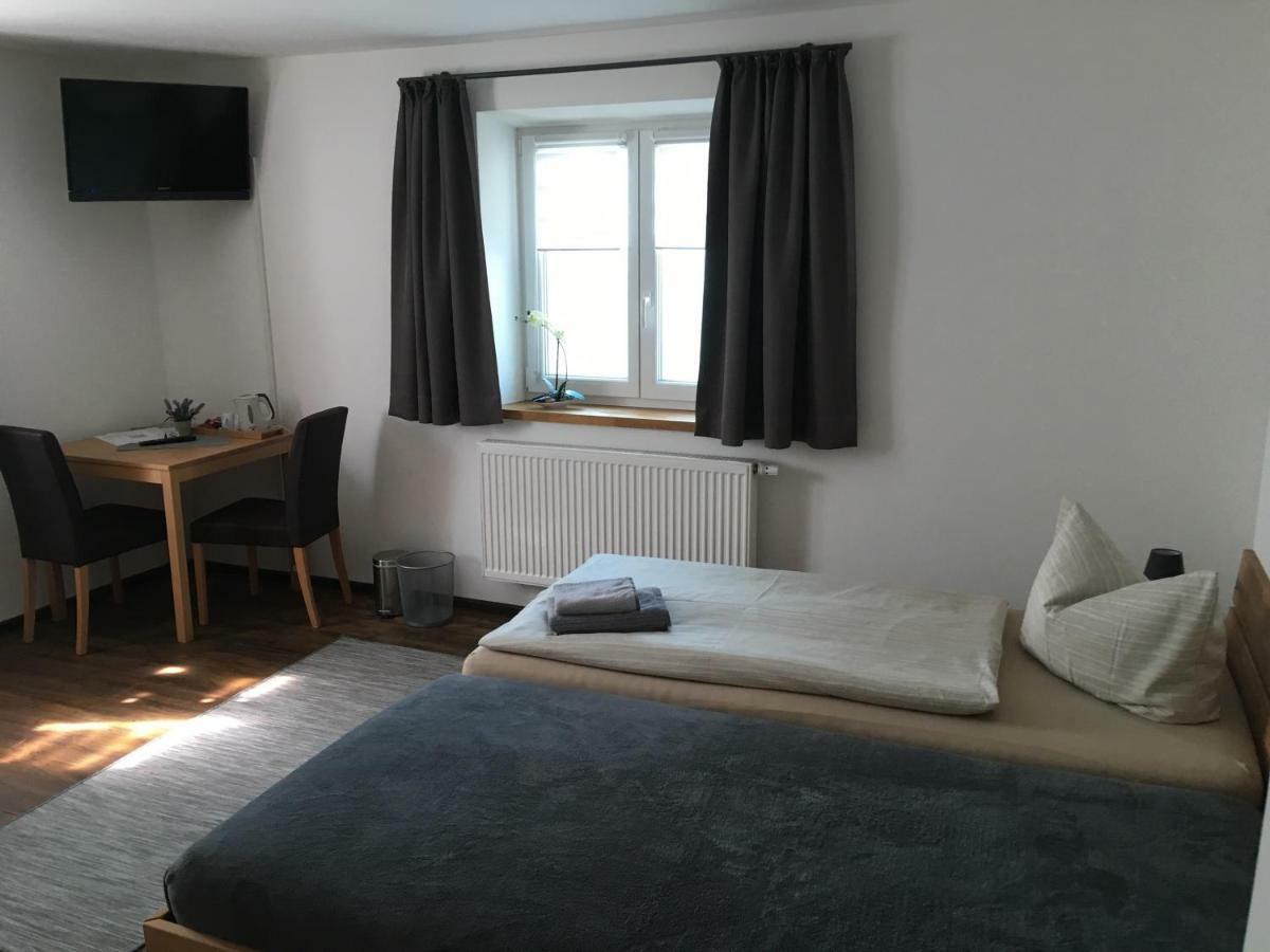 Pension Zur Alten Post Untermeitingen Exterior photo
